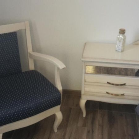 Apartament Mandree コスティネシュティ エクステリア 写真